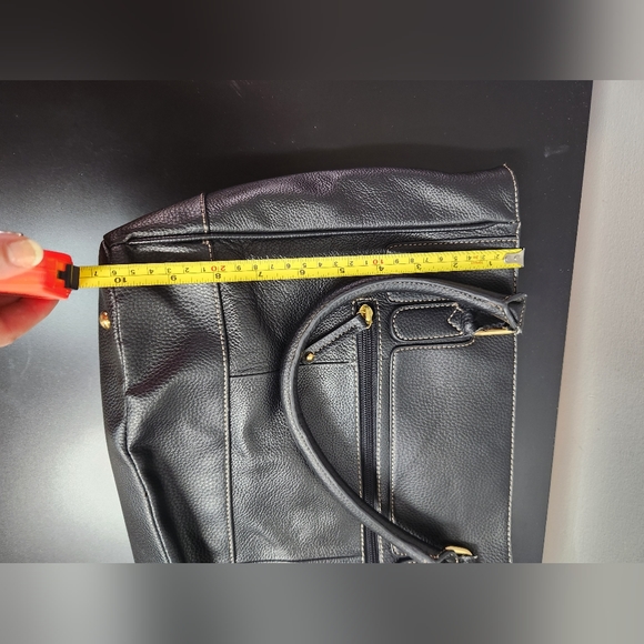 Cute Black Leather Tiganello bag - Picture 10 of 11